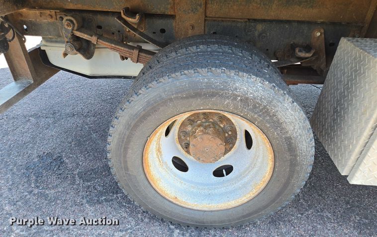 image for item EF1620 2014 Ford F450 Super Duty XL dump truck