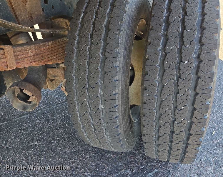 image for item EF1620 2014 Ford F450 Super Duty XL dump truck