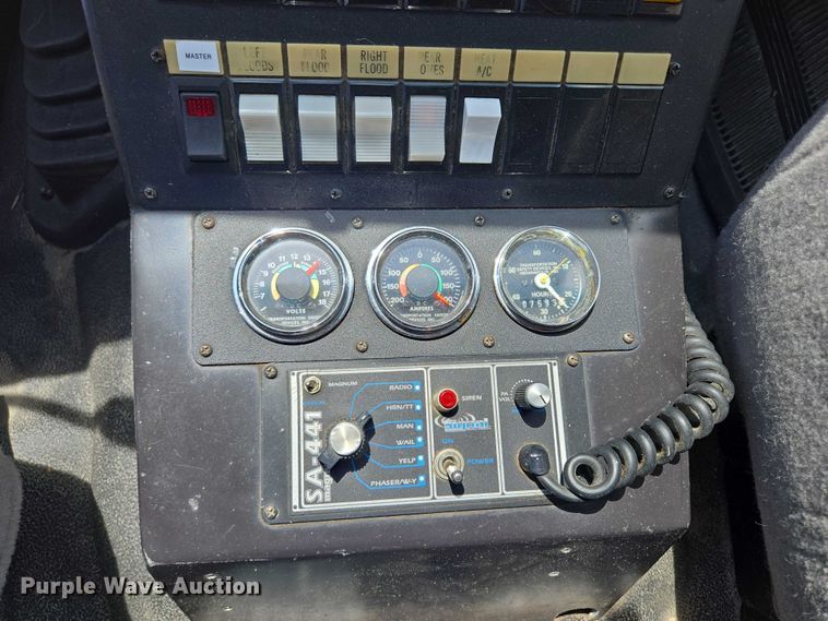 image for item EF1749 2000 Ford F350 Super Duty XLT ambulance