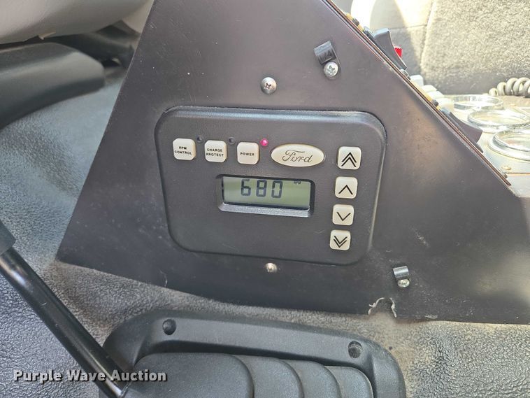 image for item EF1749 2000 Ford F350 Super Duty XLT ambulance