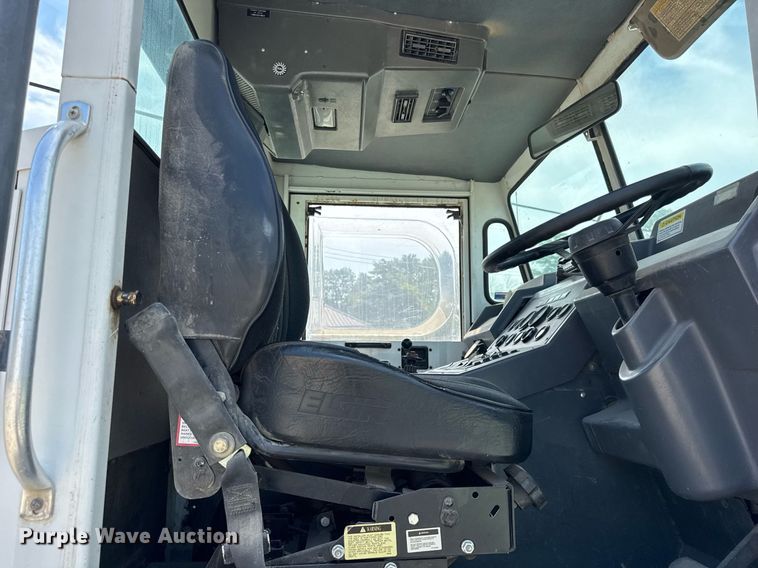 image for item EF2093 2001 Elgin Pelican Series P street sweeper truck