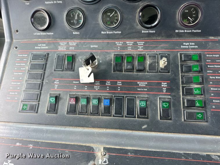 image for item EF2093 2001 Elgin Pelican Series P street sweeper truck