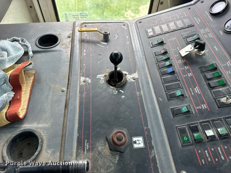 image for item EF2093 2001 Elgin Pelican Series P street sweeper truck