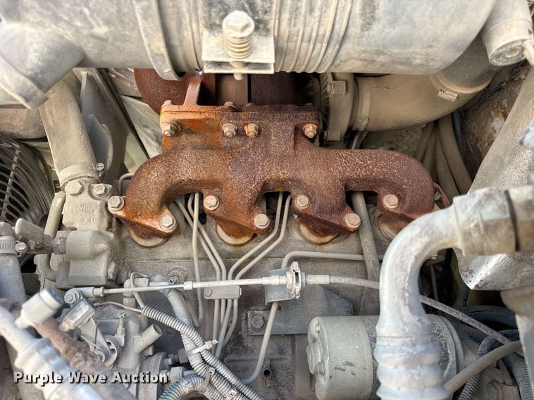 image for item EF2093 2001 Elgin Pelican Series P street sweeper truck