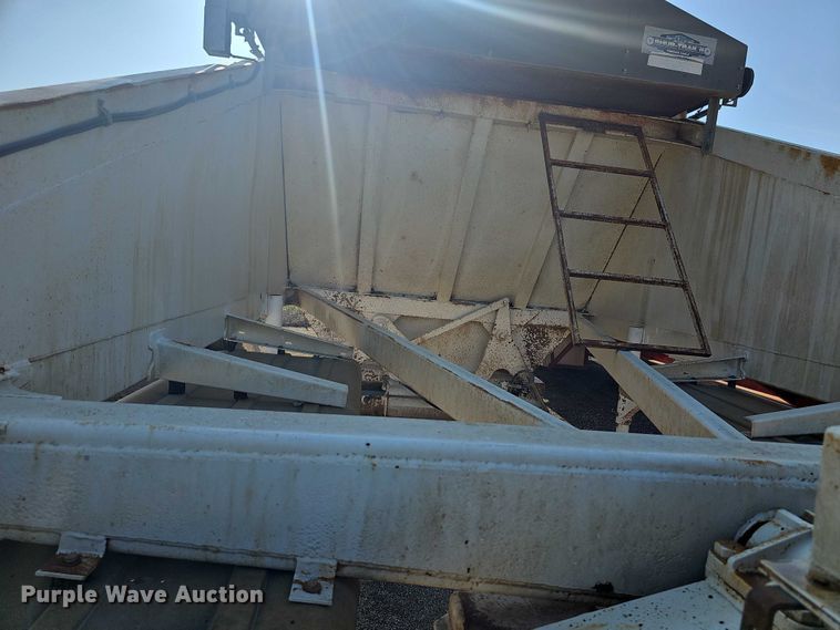 image for item EF3574 1992 Ranco bottom dump trailer