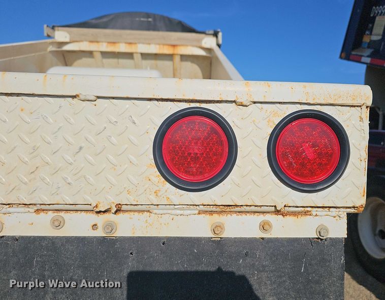 image for item EF3574 1992 Ranco bottom dump trailer