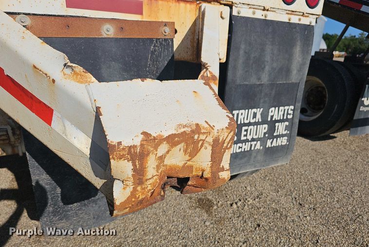 image for item EF3574 1992 Ranco bottom dump trailer