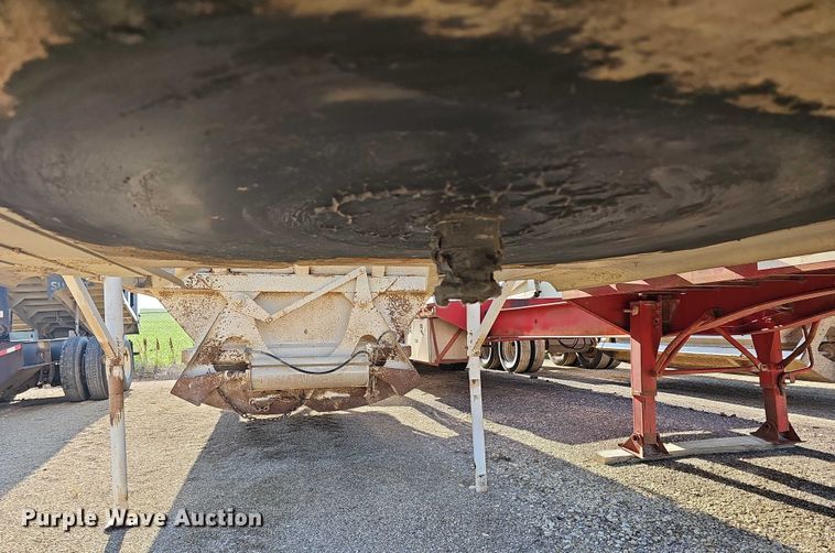 image for item EF3574 1992 Ranco bottom dump trailer