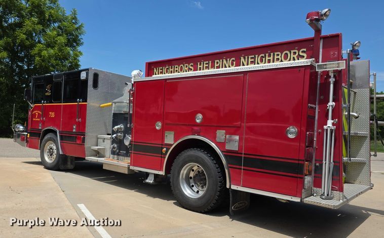 image for item EF3581 1995 Pierce Quantum pumper fire truck
