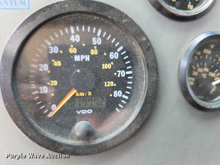 image for item EF3581 1995 Pierce Quantum pumper fire truck