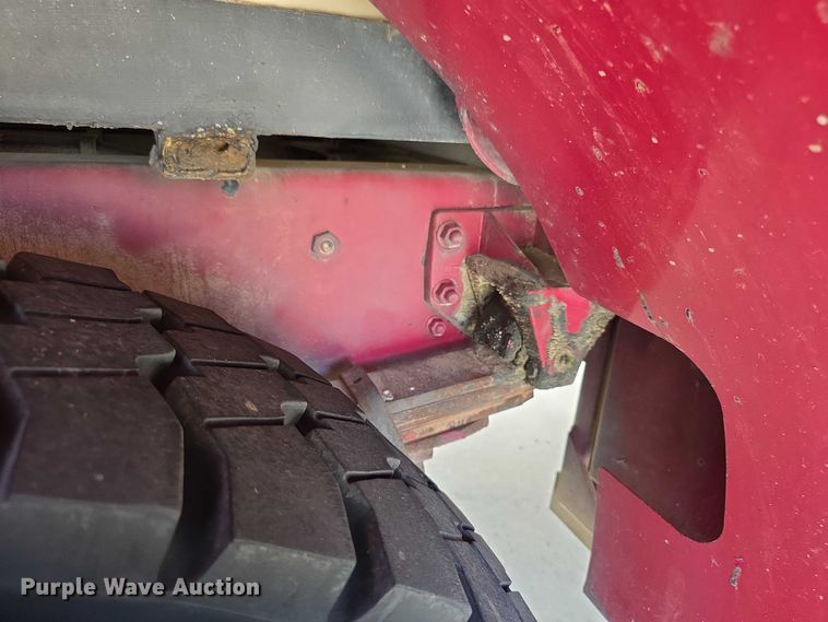 image for item EF3581 1995 Pierce Quantum pumper fire truck