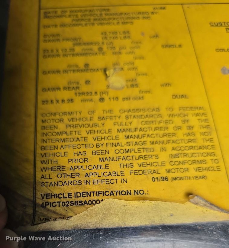 image for item EF3581 1995 Pierce Quantum pumper fire truck