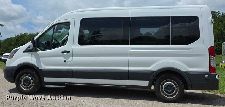 image for item EF3586 2018 Ford Transit 350 van