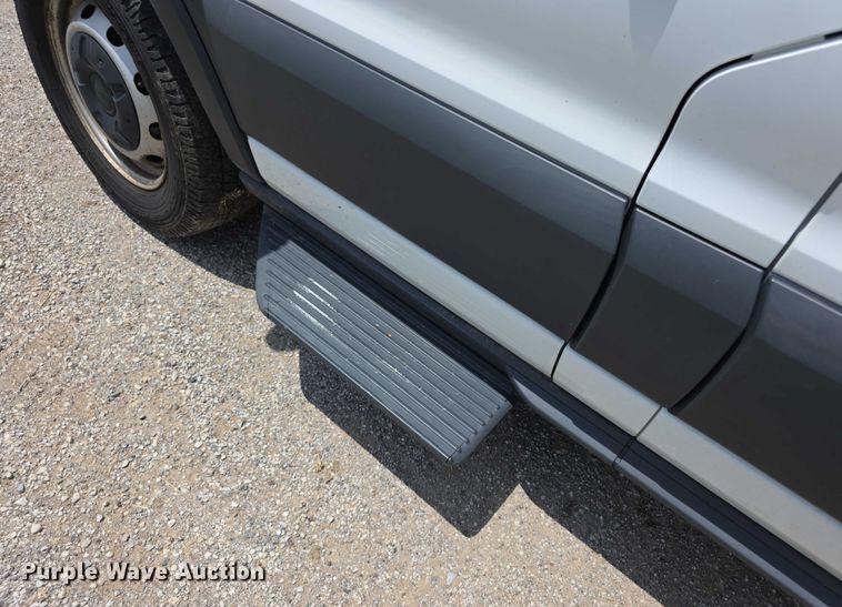 image for item EF3586 2018 Ford Transit 350 van