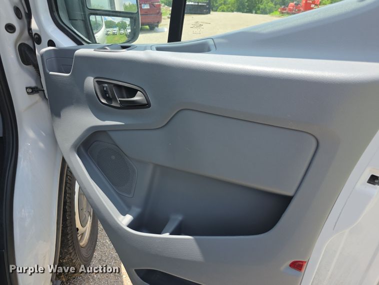 image for item EF3586 2018 Ford Transit 350 van