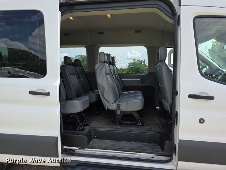 image for item EF3586 2018 Ford Transit 350 van