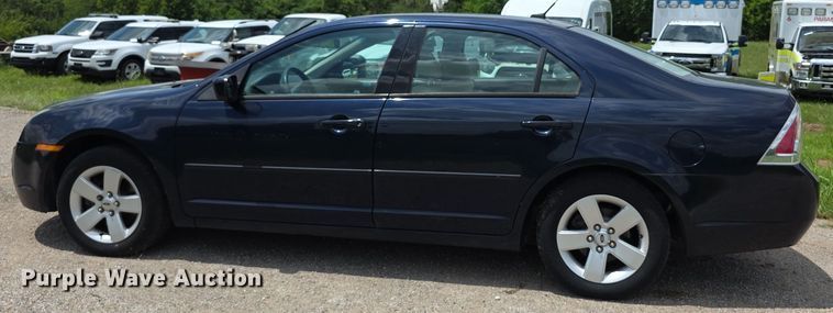 image for item EF3587 2009 Ford Fusion SE 