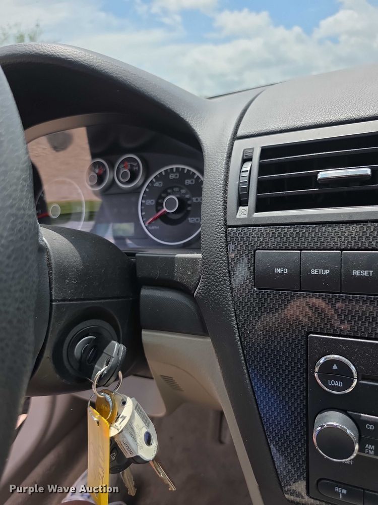 image for item EF3587 2009 Ford Fusion SE 