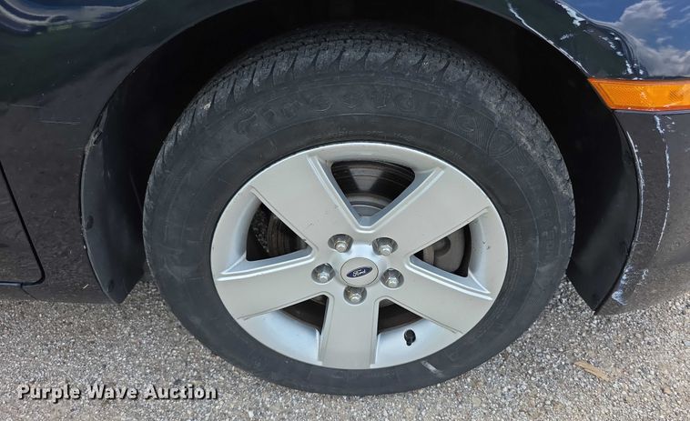 image for item EF3587 2009 Ford Fusion SE 