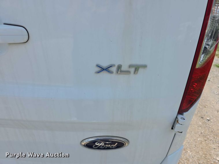 image for item EF3588 2016 Ford Transit Connect XLT van