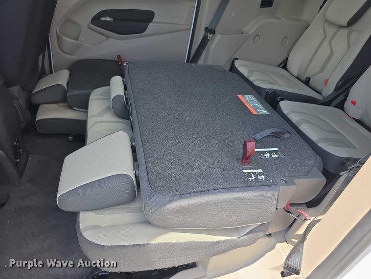 image for item EF3588 2016 Ford Transit Connect XLT van