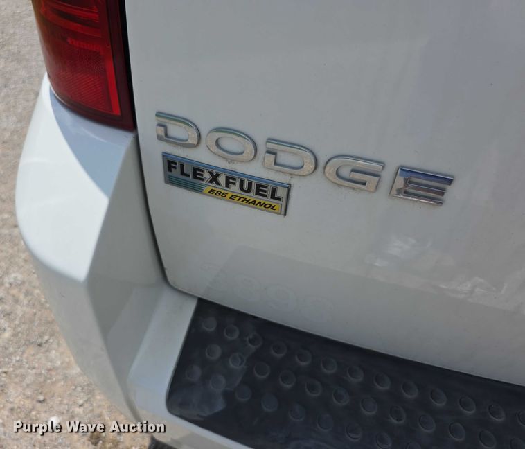 image for item EF3589 2010 Dodge Grand Caravan SE van