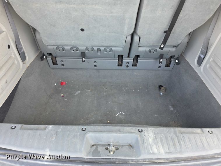 image for item EF3589 2010 Dodge Grand Caravan SE van
