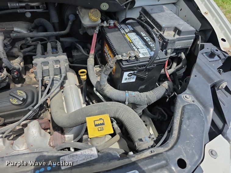 image for item EF3589 2010 Dodge Grand Caravan SE van