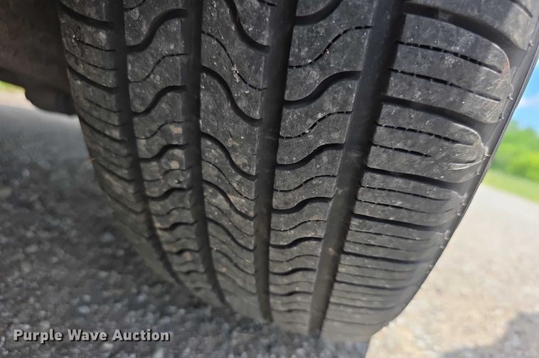 image for item EF3589 2010 Dodge Grand Caravan SE van