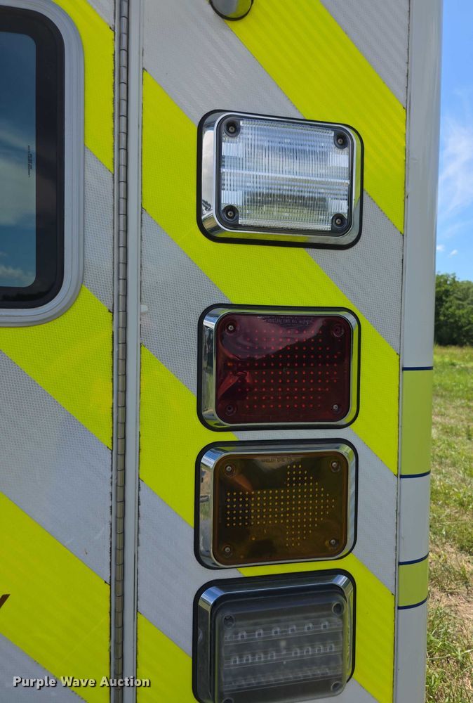 image for item EF3590 2013 Ford E450 ambulance