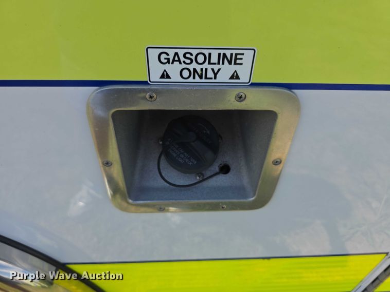 image for item EF3590 2013 Ford E450 ambulance