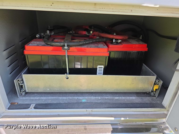 image for item EF3590 2013 Ford E450 ambulance