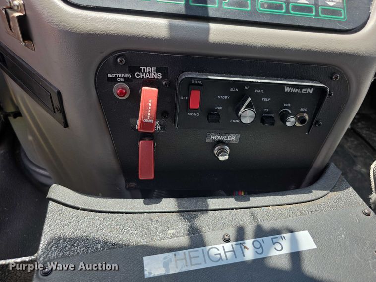 image for item EF3590 2013 Ford E450 ambulance