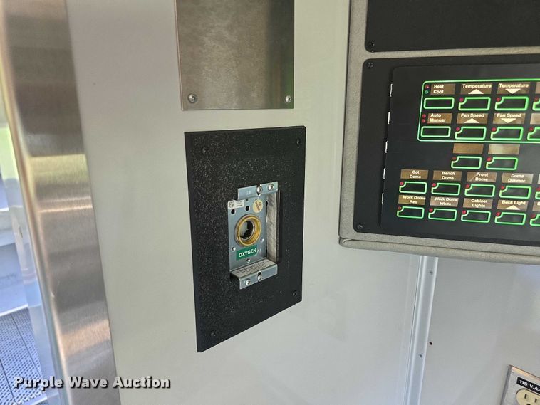 image for item EF3590 2013 Ford E450 ambulance