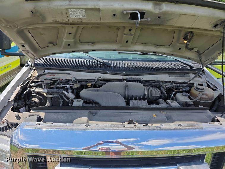 image for item EF3590 2013 Ford E450 ambulance