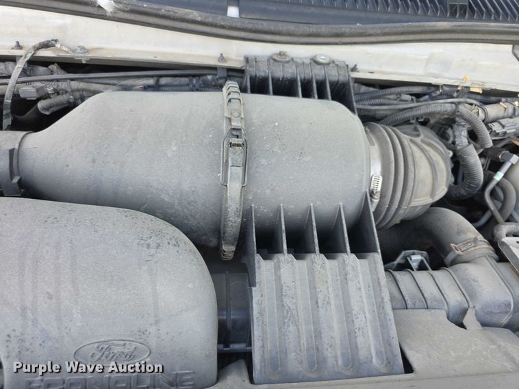 image for item EF3590 2013 Ford E450 ambulance