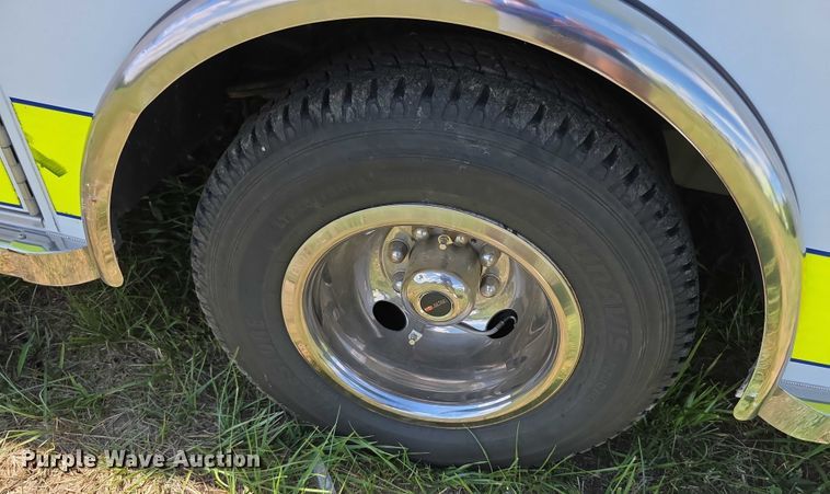 image for item EF3590 2013 Ford E450 ambulance