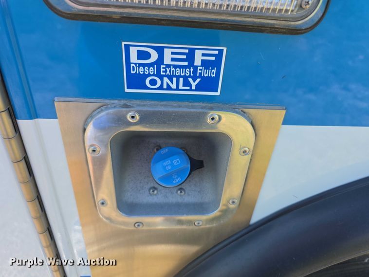 image for item EF3591 2017 Ford F450 XLT ambulance