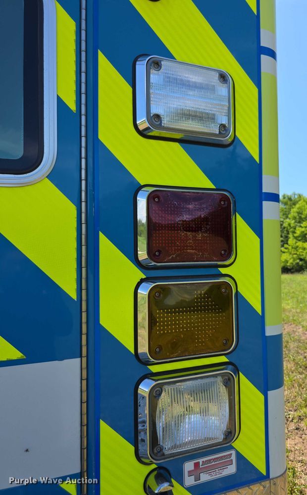 image for item EF3591 2017 Ford F450 XLT ambulance