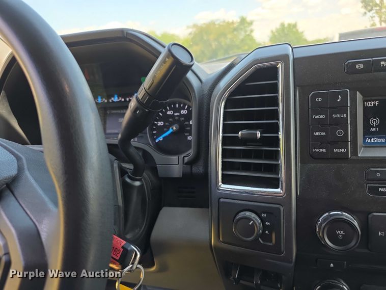 image for item EF3591 2017 Ford F450 XLT ambulance