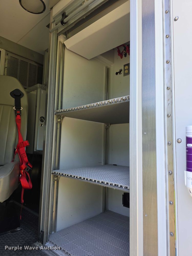 image for item EF3591 2017 Ford F450 XLT ambulance