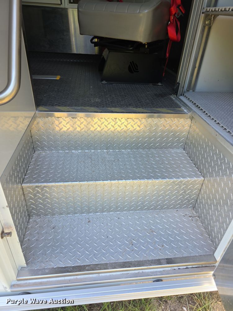 image for item EF3591 2017 Ford F450 XLT ambulance