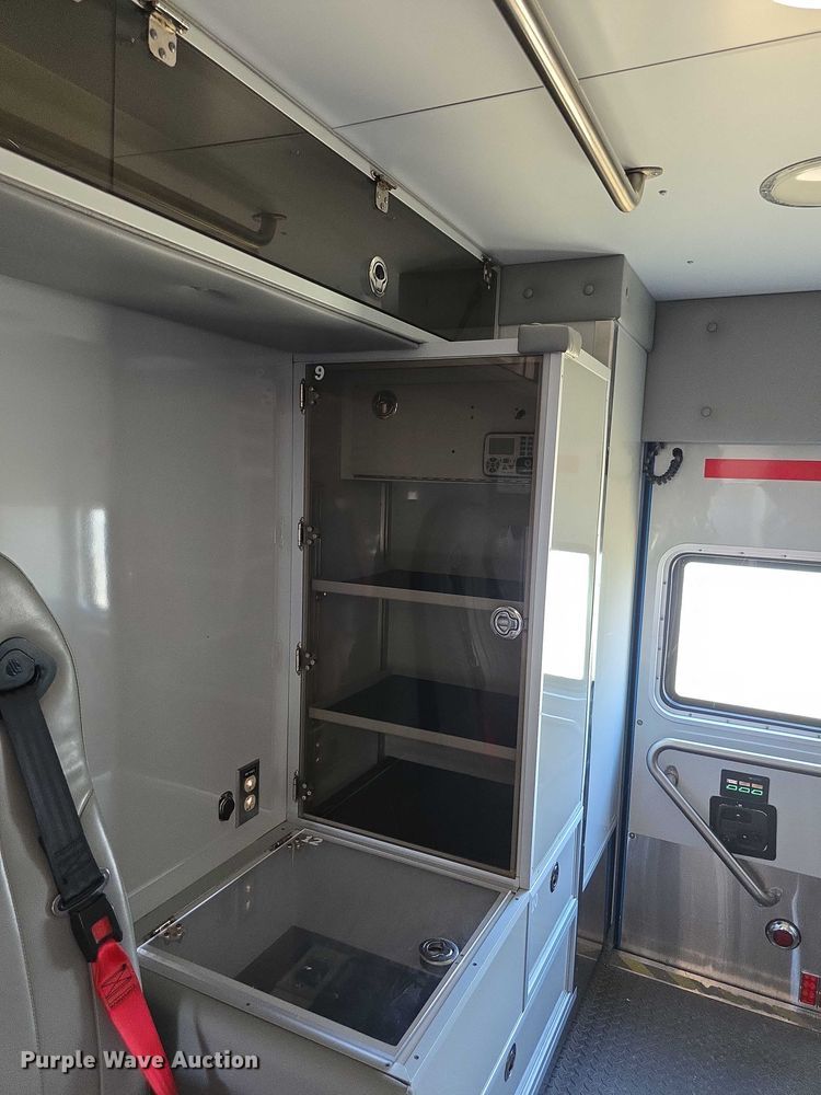 image for item EF3591 2017 Ford F450 XLT ambulance