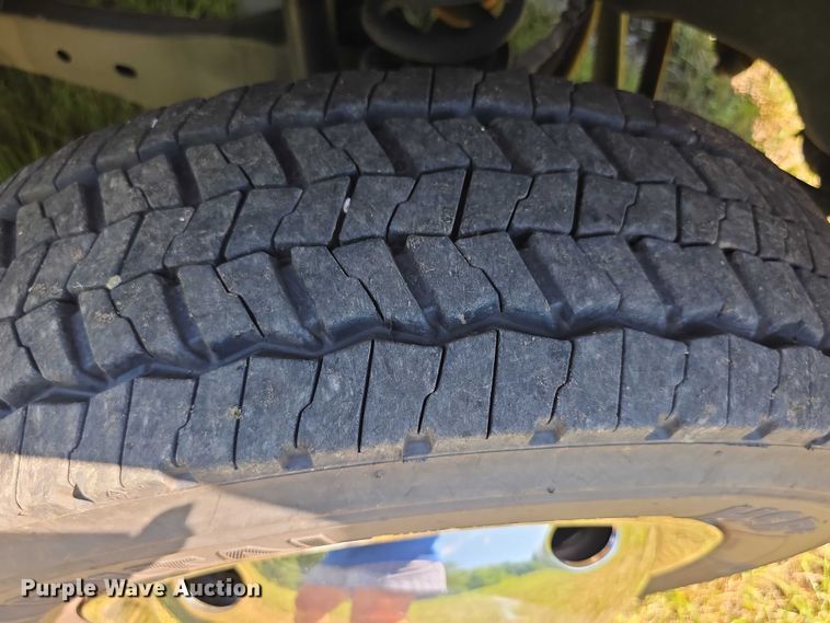 image for item EF3591 2017 Ford F450 XLT ambulance