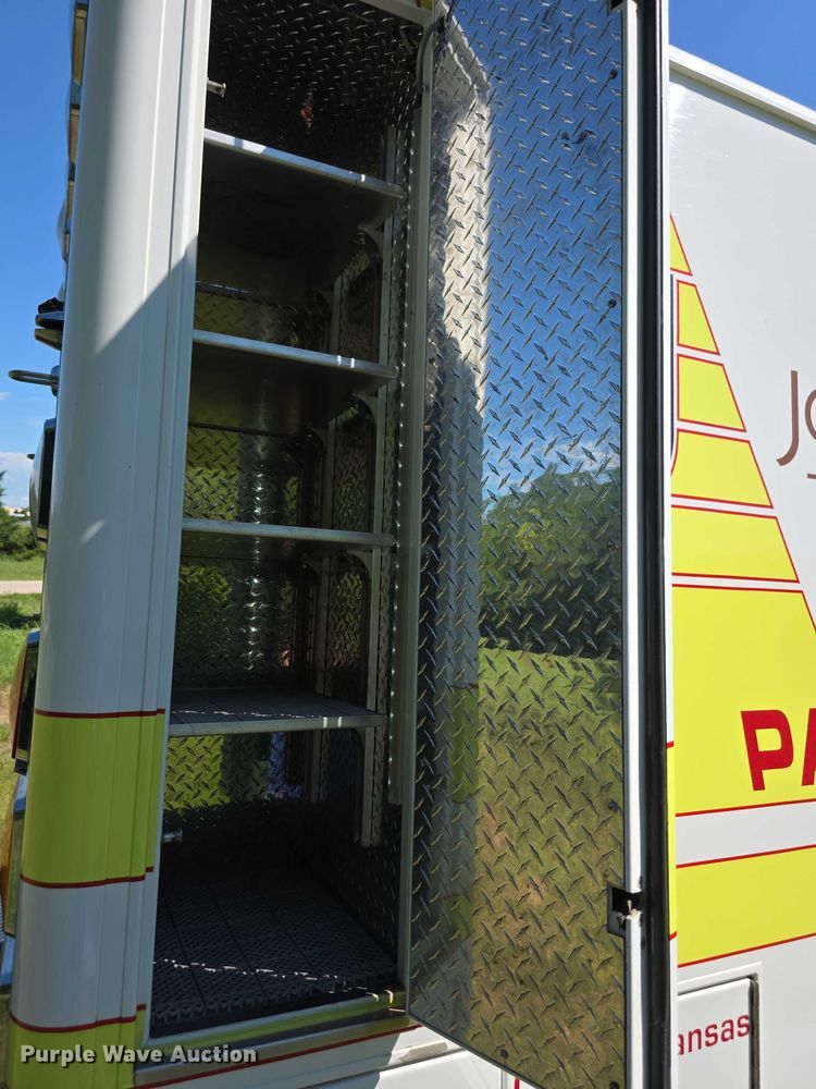 image for item EF3592 2015 Ford E450 ambulance