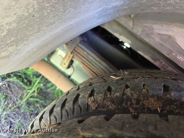 image for item EF3592 2015 Ford E450 ambulance