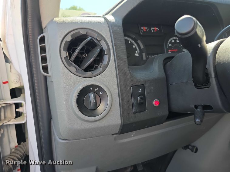 image for item EF3592 2015 Ford E450 ambulance