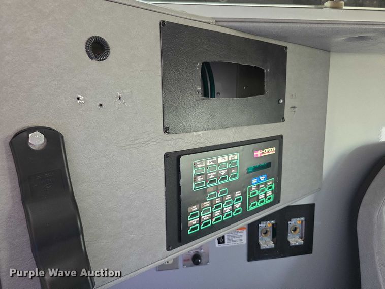 image for item EF3592 2015 Ford E450 ambulance