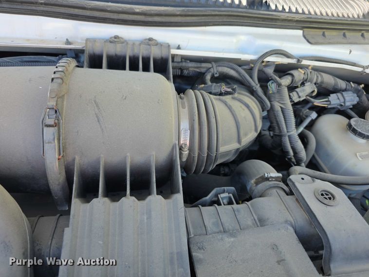 image for item EF3592 2015 Ford E450 ambulance