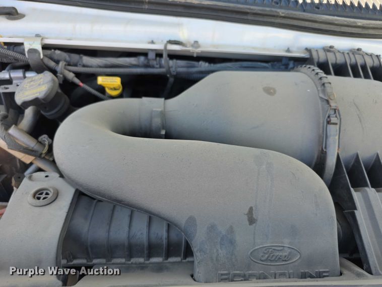 image for item EF3592 2015 Ford E450 ambulance